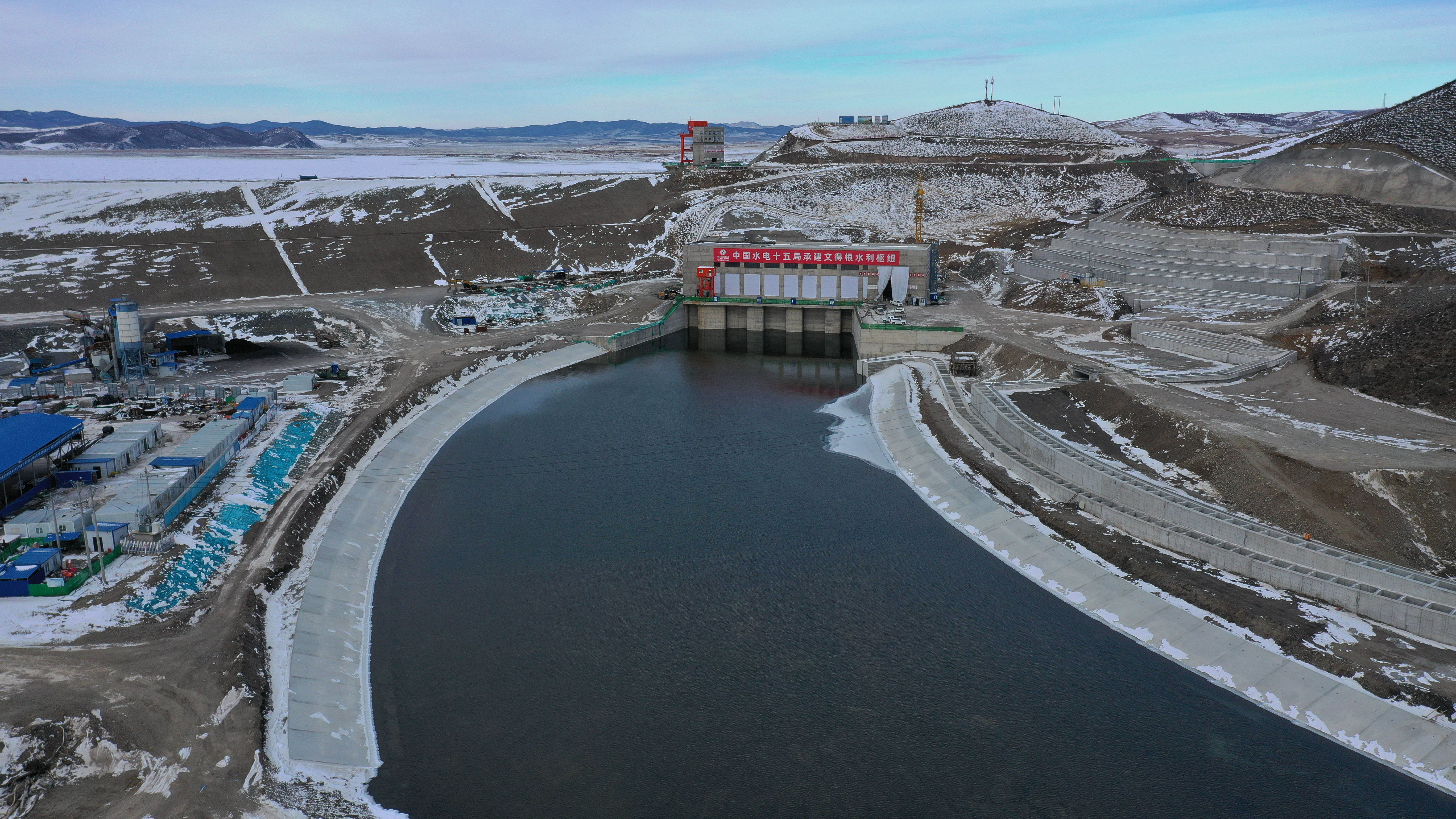 文得根水利樞紐發電廠房及魚道.jpg